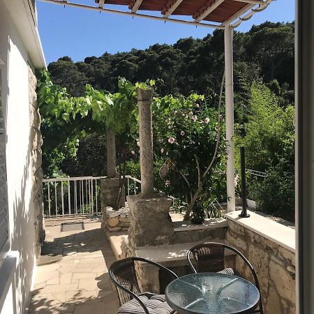 Apartman Flora'S Garden Apartment Korčula Екстериор снимка